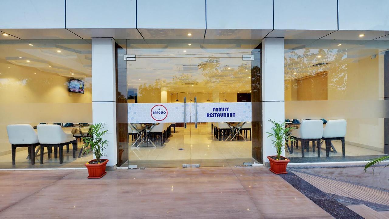 Mastiff Select Gulbarga Hotel Гулбарга Экстерьер фото