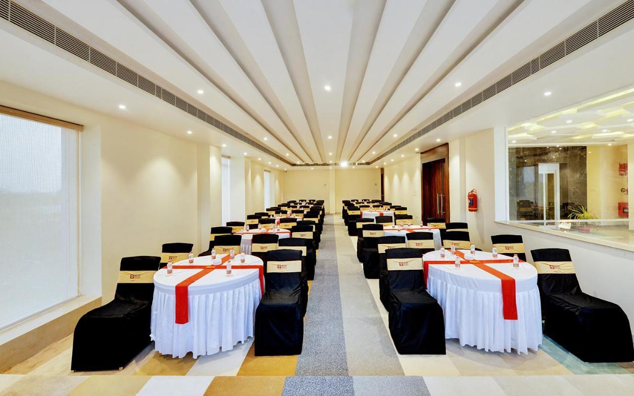 Mastiff Select Gulbarga Hotel Гулбарга Экстерьер фото