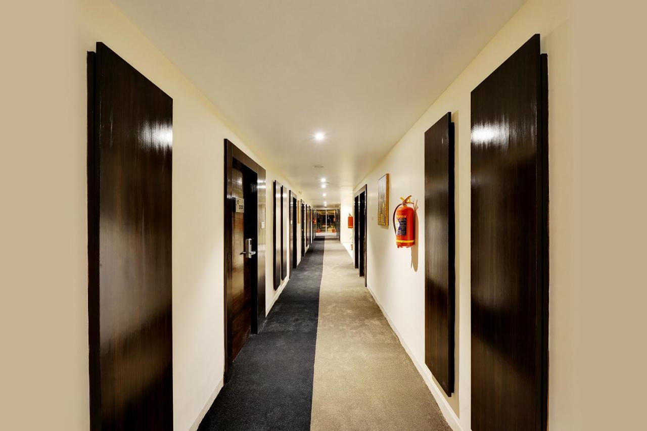 Mastiff Select Gulbarga Hotel Гулбарга Экстерьер фото