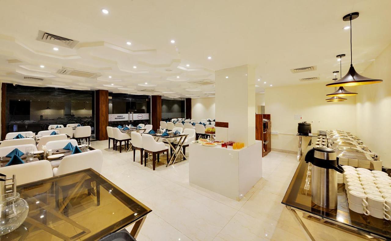Mastiff Select Gulbarga Hotel Гулбарга Экстерьер фото